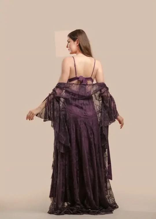 Elegant 2-Piece Silk Nightwear Set with Lace Detailing – Luxurious Midi Nightdress & Matching Robe